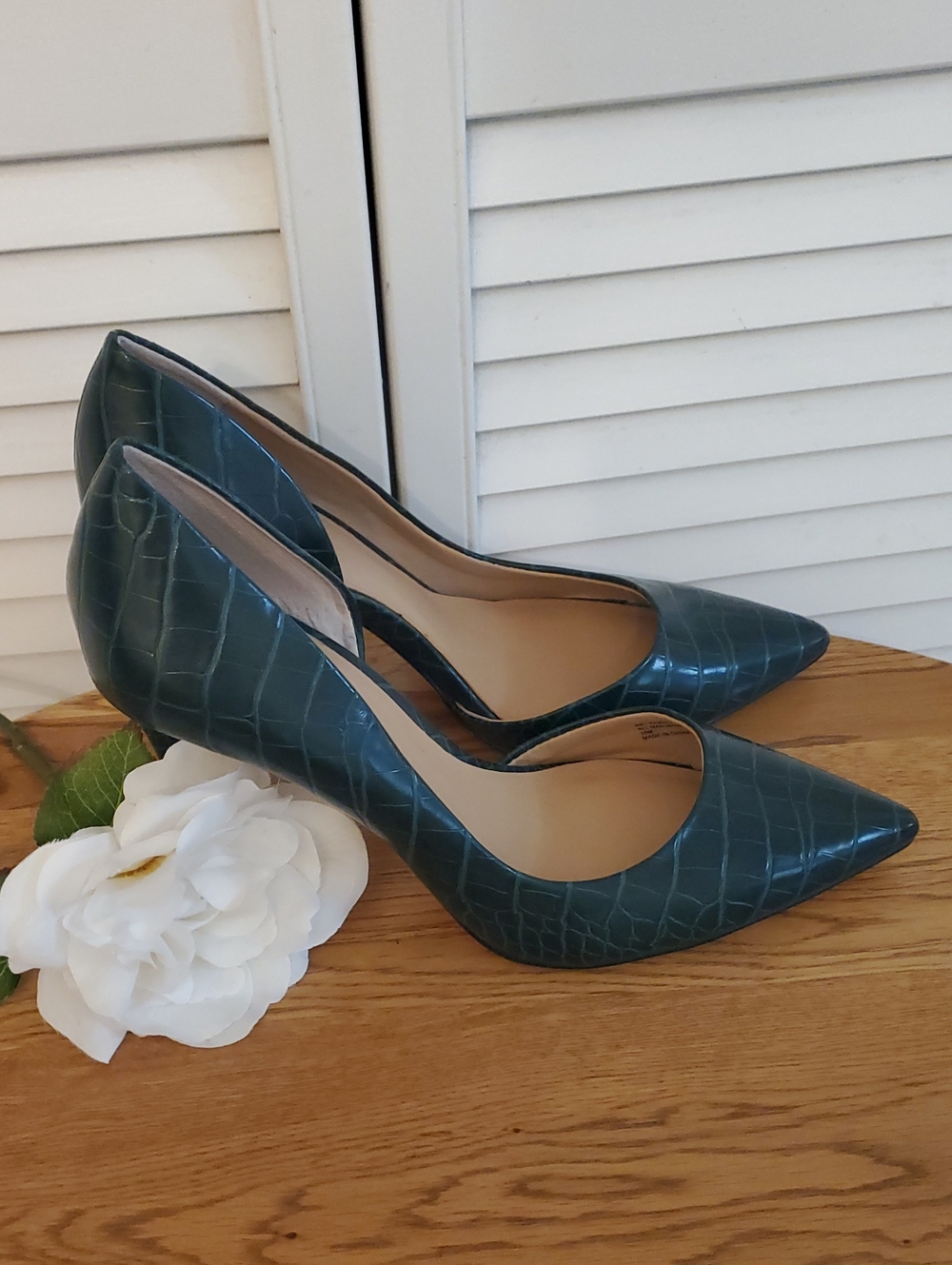 I.N.C Kenjay D’Orsay Green Croc Embossed Pumps, Size 10 Medium